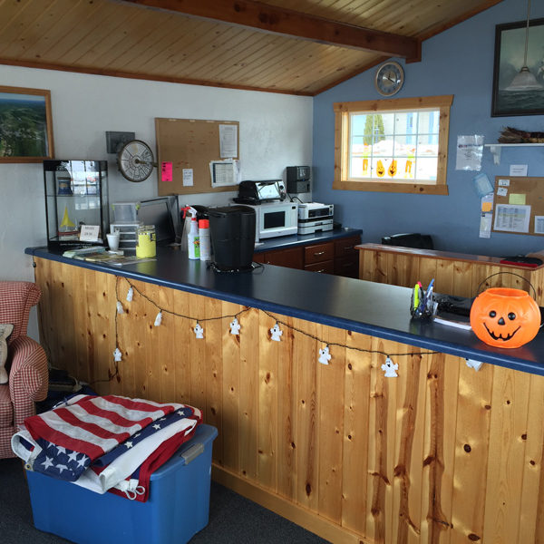 Egg Harbor front desk